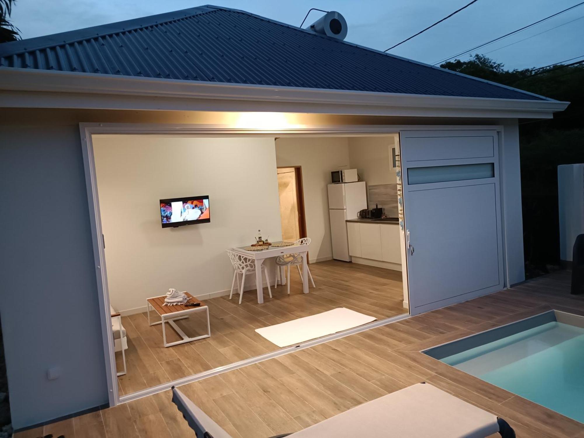 Soley Bungalows Nonis 2 Pers Adult Only Sainte-Anne  Bagian luar foto